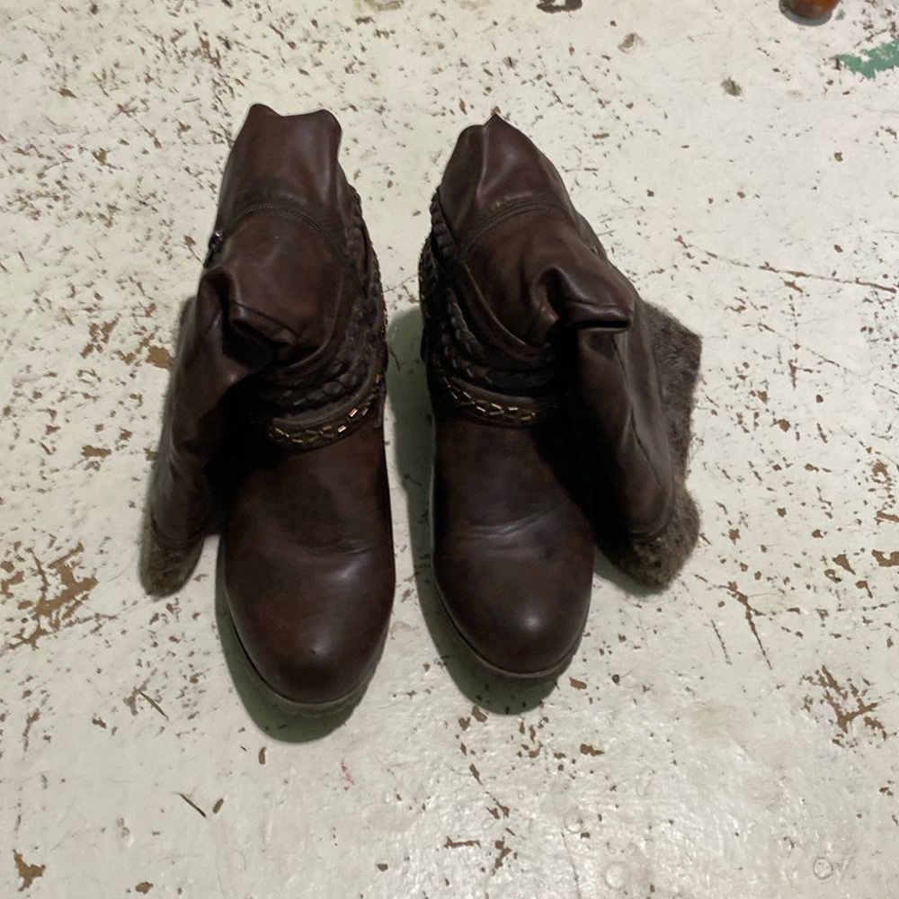 The brand is wallflower they have been worn like five times